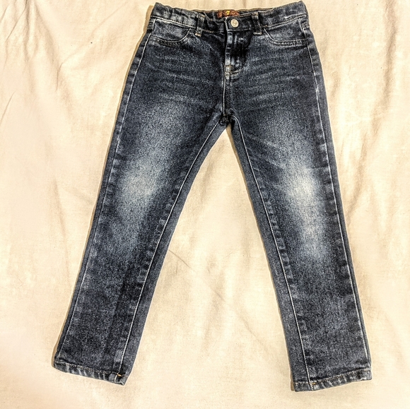 3/$15 7 FOR ALL MANKIND jeans (size 5) - Picture 2 of 9